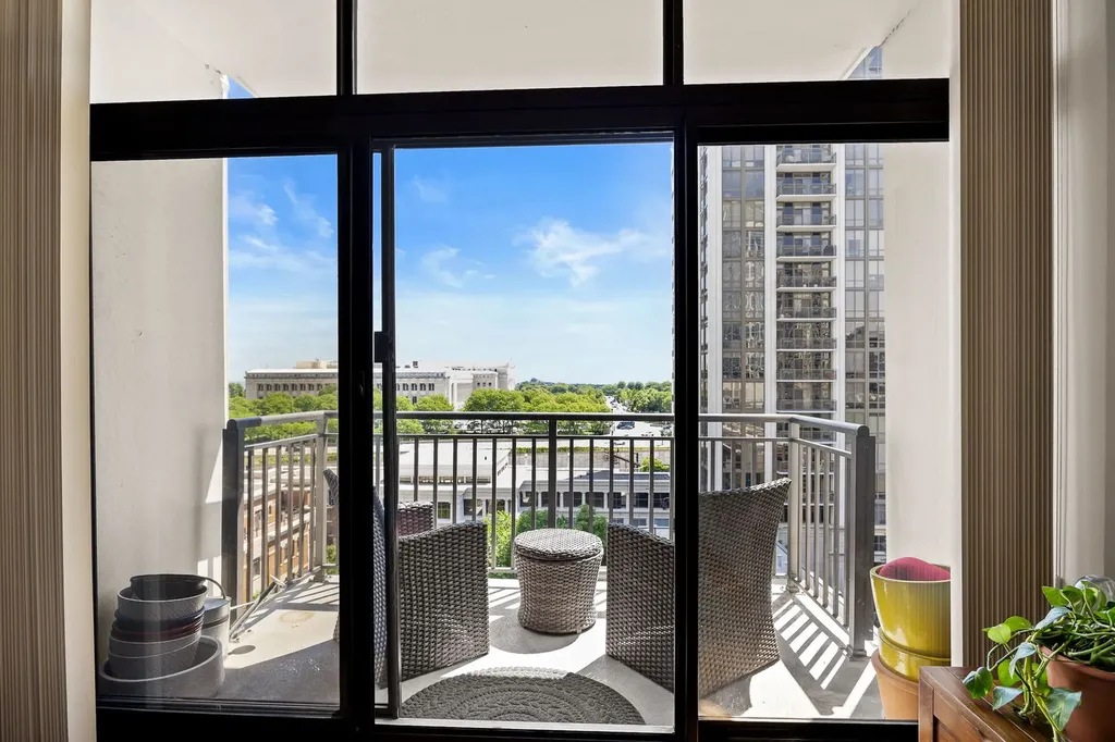 1322 South Prairie Avenue Chicago IL 60605