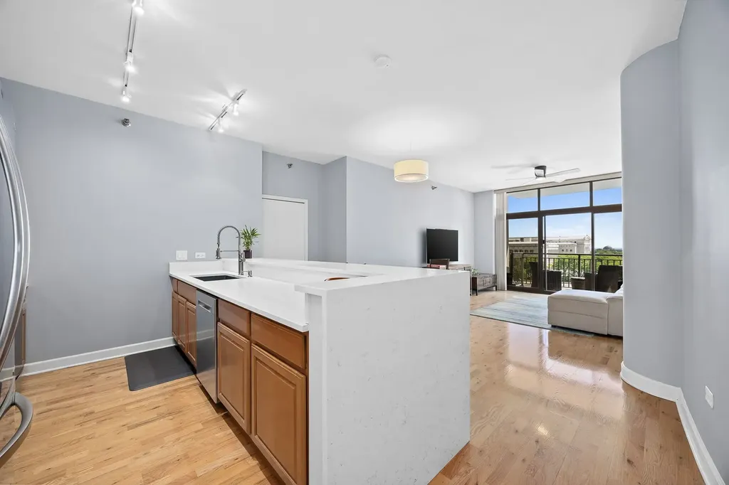 1322 South Prairie Avenue Chicago IL 60605