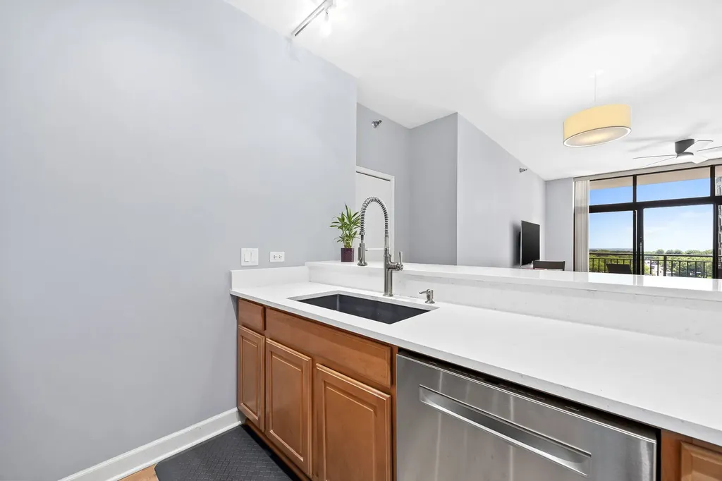 1322 South Prairie Avenue Chicago IL 60605