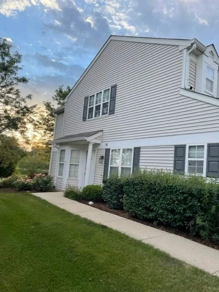 2935 Rutland Circle Naperville IL 60564