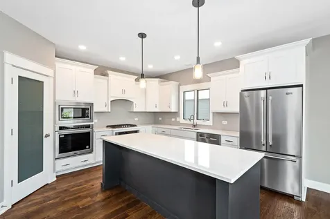 777 Dartmouth Lane Oswego IL 60543