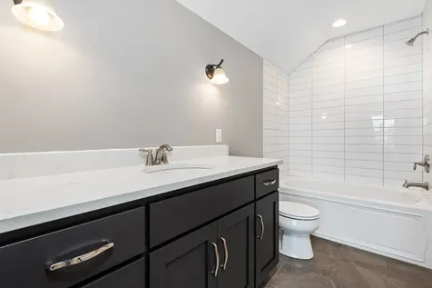 777 Dartmouth Lane Oswego IL 60543