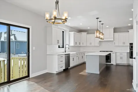 677 Cumberland Lane Oswego IL 60543