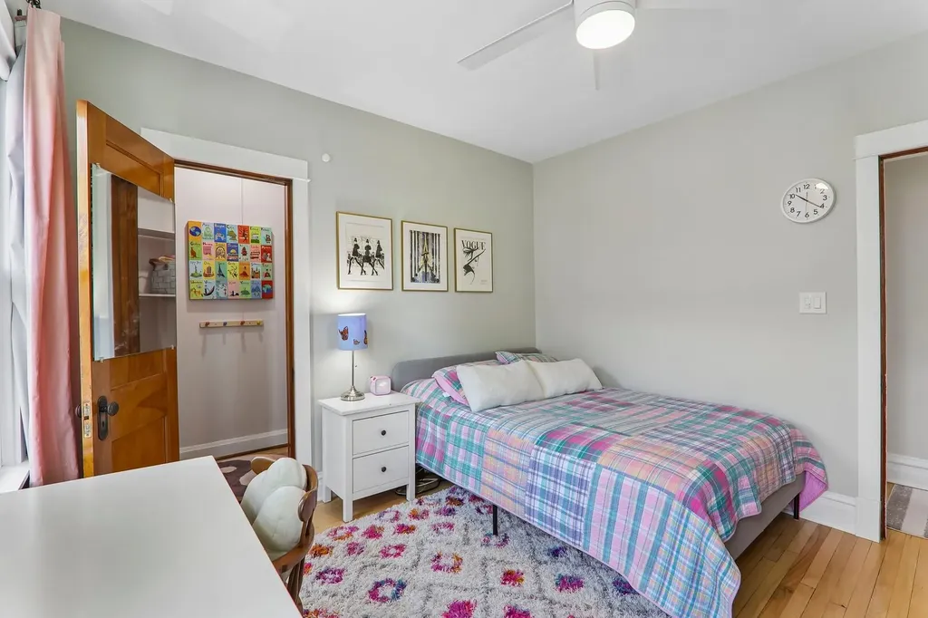 4630 North Kilbourn Avenue Chicago IL 60630