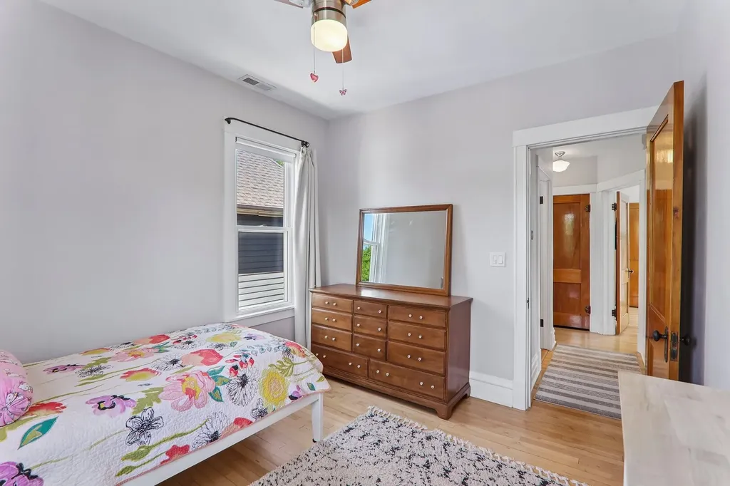 4630 North Kilbourn Avenue Chicago IL 60630