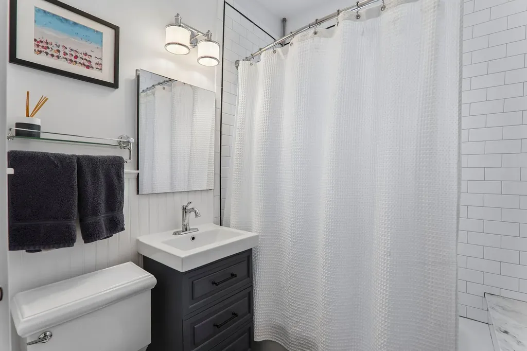 4630 North Kilbourn Avenue Chicago IL 60630