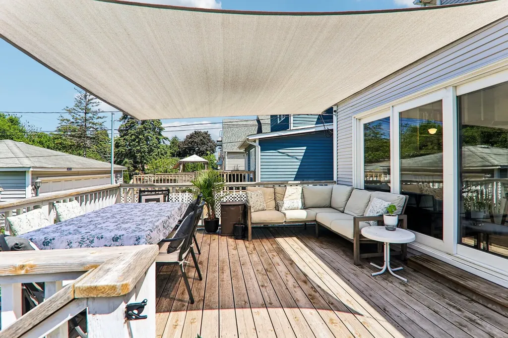4630 North Kilbourn Avenue Chicago IL 60630