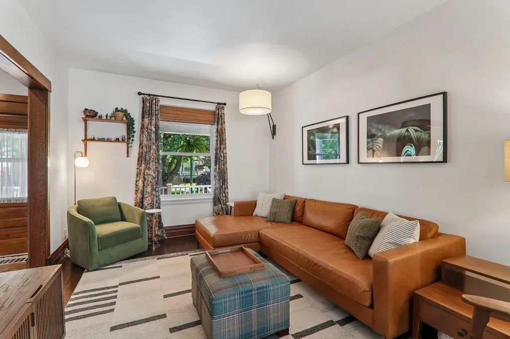 4630 North Kilbourn Avenue Chicago IL 60630