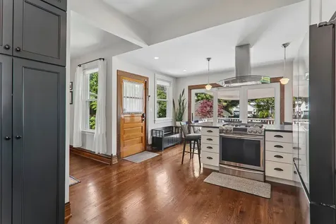 4630 North Kilbourn Avenue Chicago IL 60630