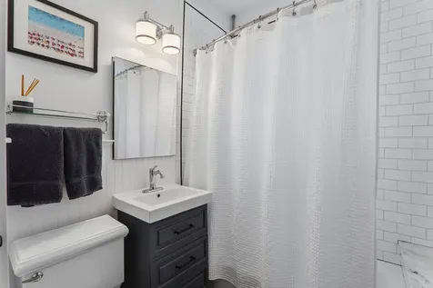 4630 North Kilbourn Avenue Chicago IL 60630