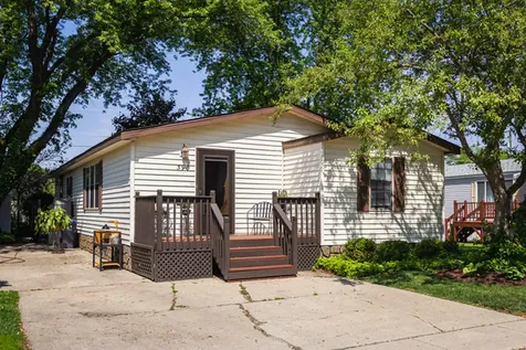 38569 North Sheridan Road Beach Park IL 60099