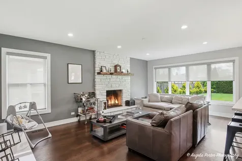 502 South Louis Street Mount Prospect IL 60056