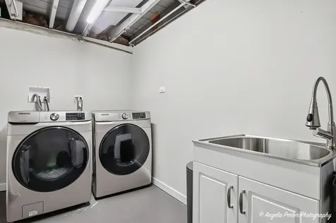 502 South Louis Street Mount Prospect IL 60056