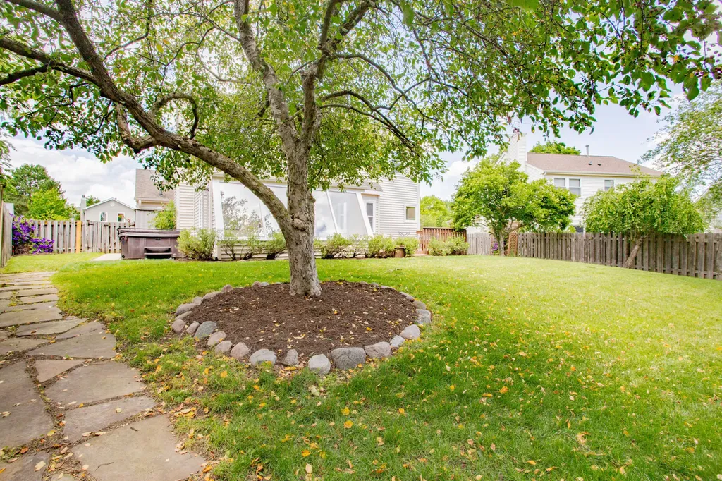 1020 Pembridge Road Lake Zurich IL 60047