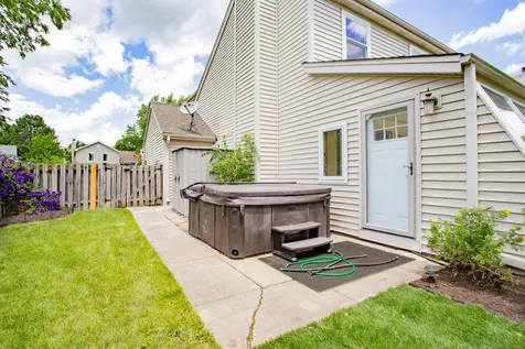 1020 Pembridge Road Lake Zurich IL 60047