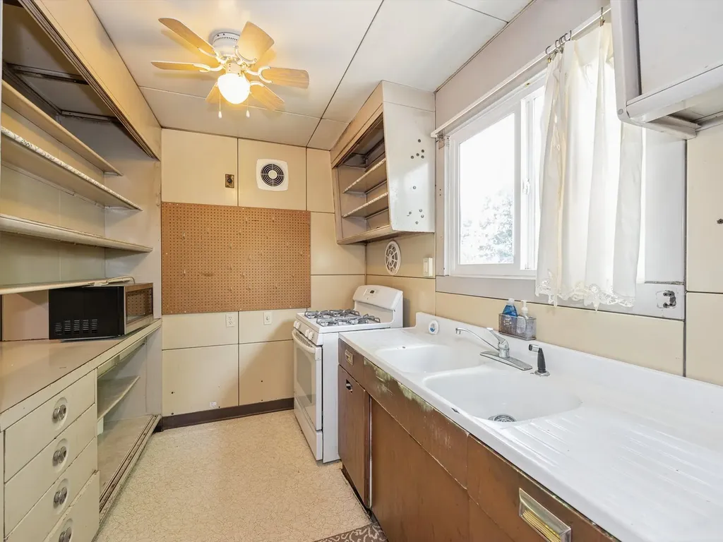 3930 Park Avenue Brookfield IL 60513