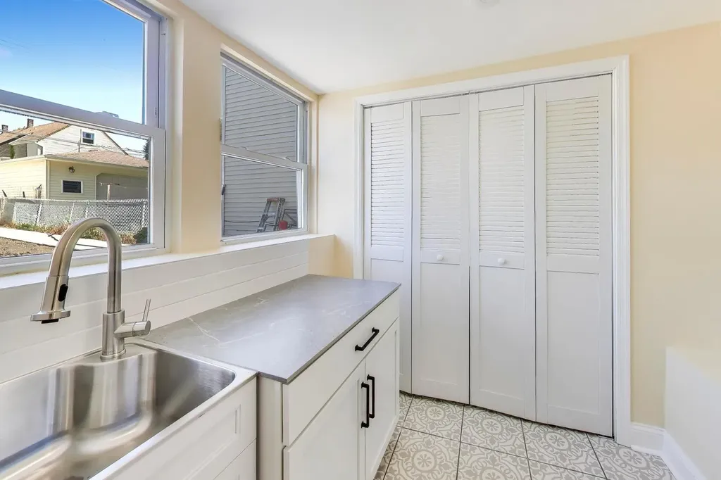 3723 South Winchester Avenue Chicago IL 60609