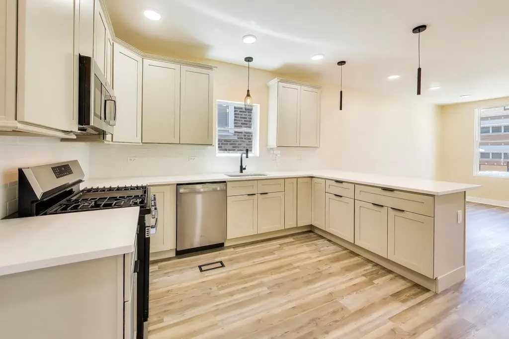 3723 South Winchester Avenue Chicago IL 60609