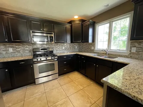 1807 Horizon Court Mahomet IL 61853
