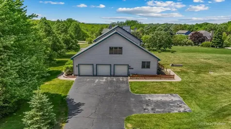 6701 Debbie Lane Marengo IL 60152