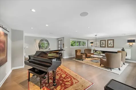 1225 Elm Street Winnetka IL 60093