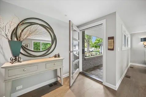 1225 Elm Street Winnetka IL 60093