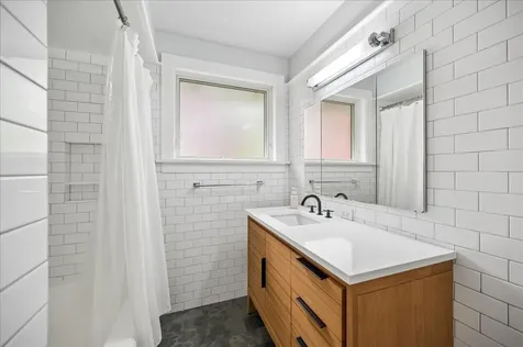 1225 Elm Street Winnetka IL 60093