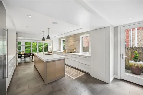 1225 Elm Street Winnetka IL 60093