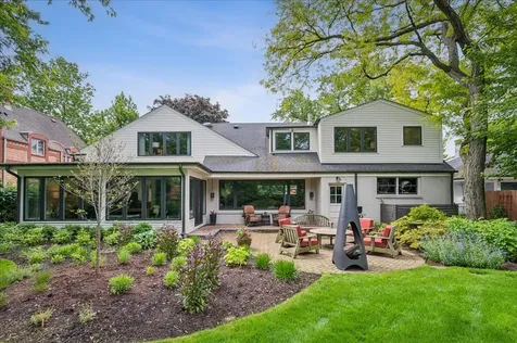 1225 Elm Street Winnetka IL 60093