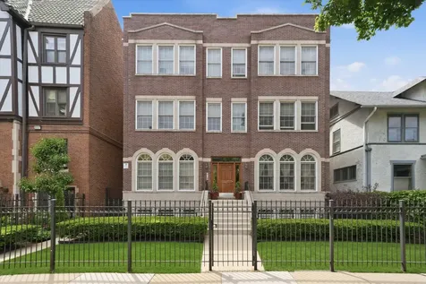 7018 North Ashland Boulevard Chicago IL 60626
