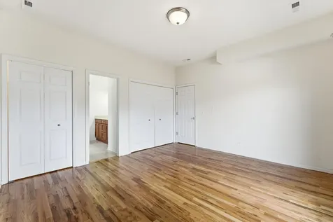 7018 North Ashland Boulevard Chicago IL 60626