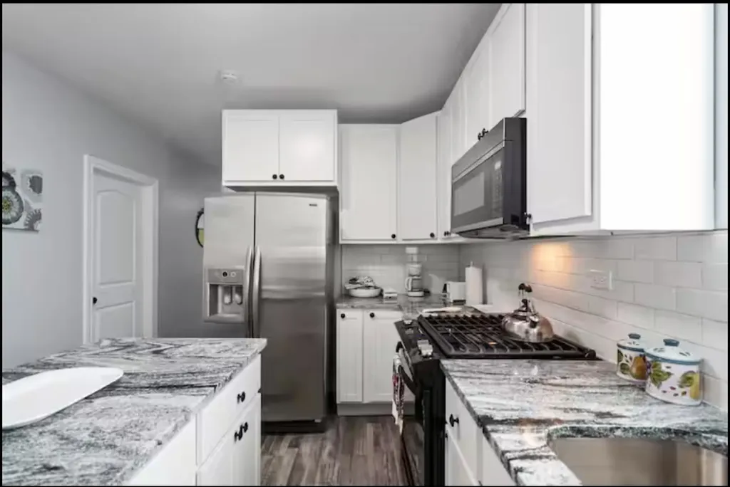 7144 South Ingleside Avenue Chicago IL 60621