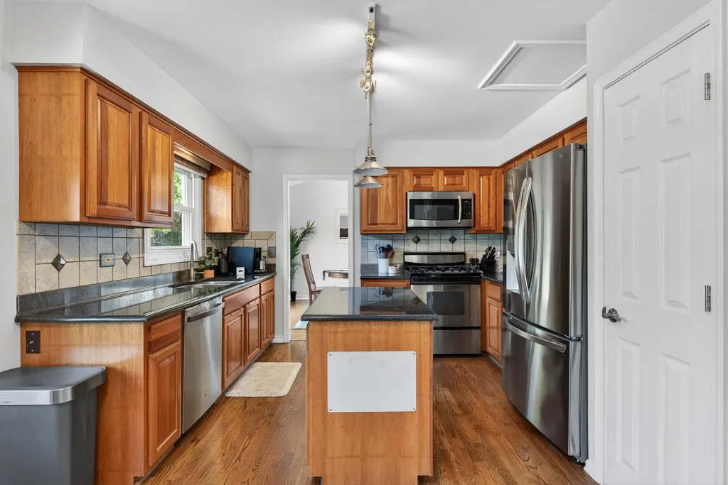 1205 Ardmore Drive Naperville IL 60540