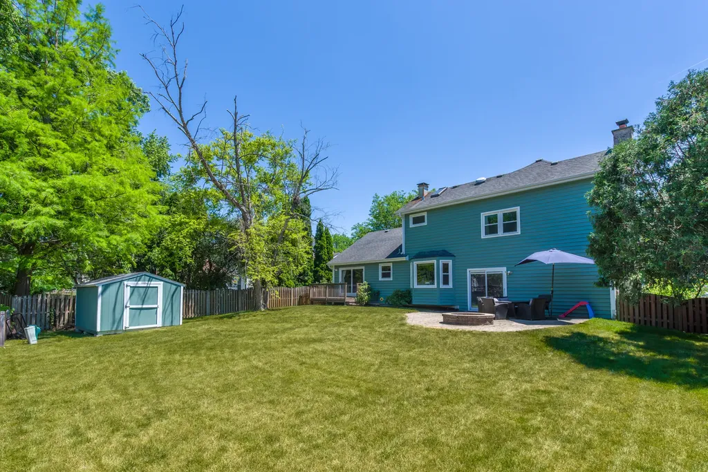 1205 Ardmore Drive Naperville IL 60540