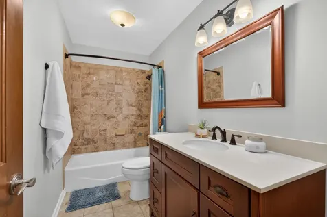 1205 Ardmore Drive Naperville IL 60540