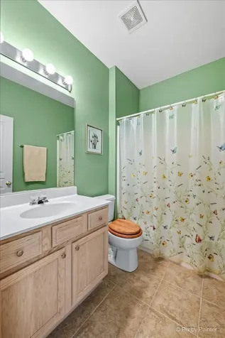 4041 Whitehall Lane Algonquin IL 60102