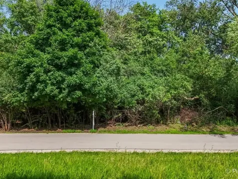 4N Niles Avenue Addison IL 60101