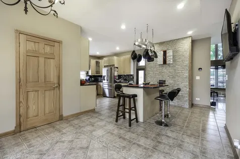 7305 West Foster Avenue Harwood Heights IL 60706
