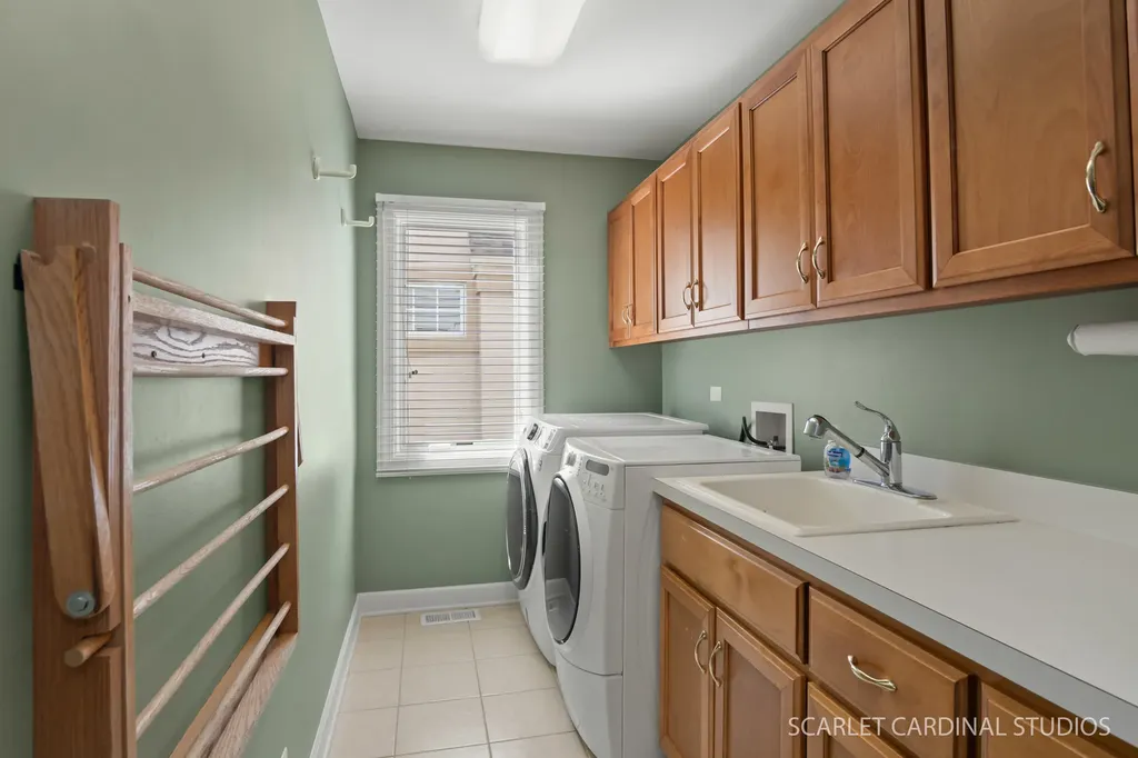 3603 Scottsdale Circle Naperville IL 60564