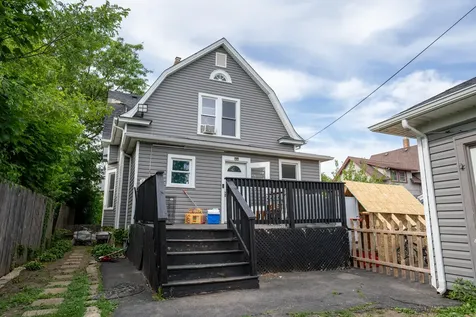 265 Slade Avenue Elgin IL 60120