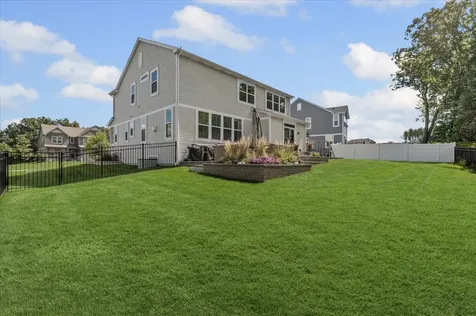 1045 Sugar Maple Drive Crystal Lake IL 60012