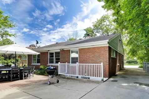 3618 Church Street Evanston IL 60203