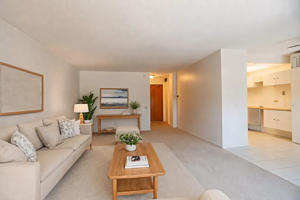 4170 North Marine Drive Chicago IL 60613