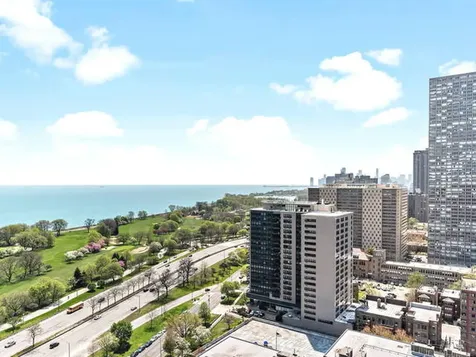 4170 North Marine Drive Chicago IL 60613