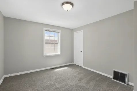 1607 Glenwood Avenue Joliet IL 60435