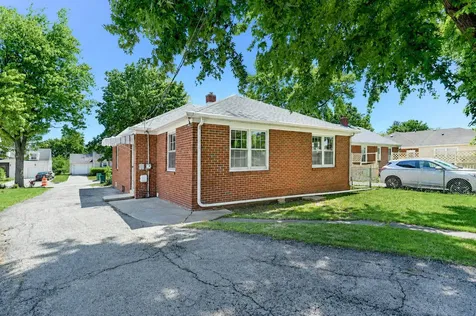 1607 Glenwood Avenue Joliet IL 60435