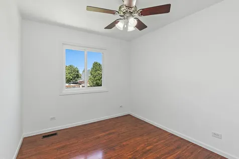 1 Marie Court South Elgin IL 60177