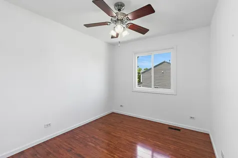 1 Marie Court South Elgin IL 60177