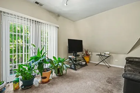850 North Keystone Avenue Chicago IL 60651