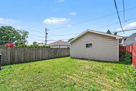 850 North Keystone Avenue Chicago IL 60651